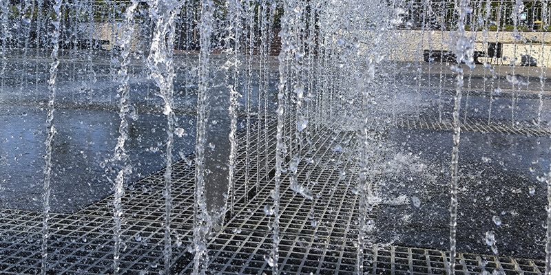 reshetchatuy-nastil-v-gordskoy-infrasryktyre Решетчатый настил в городской инфраструктуре